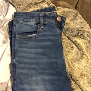 Non ripped high rise jeggings